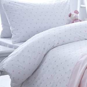 Let your child lie in the lap of luxury with a super soft organic duvet set...